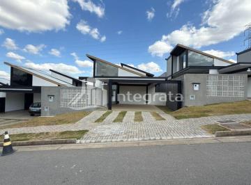 Casa · 161m² · 3 Quartos · 4 Vagas · Casa com 3 quartos à Venda, Jardim Europa - Poços de Caldas