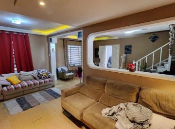 i1.jpg · Suntuosa Casa em Rua Sem Saída de 170m² 4 dormitórios