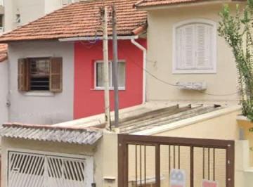Comercial , São Paulo · Casa comercial na Rua Engenheiro Jorge Oliva, N. 218 • 120 m²