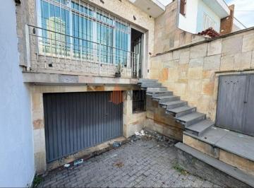 Casa · 180m² · 3 Quartos · 4 Vagas · Sobrado à Venda no Anália Franco com 180m²