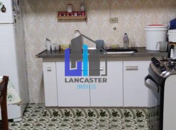 Casa · 258m² · 4 Quartos · 2 Vagas · Oportunidade! Venda de 2 Sobrados no Bairro Campestre, Santo André