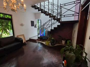 Casa · 360m² · 3 Quartos · 5 Vagas · Venda, Ampla Casa com Casa Frontal Comercial