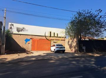 Foto 01 · Salão Comercial à Venda em Americana-SP: 5 Salas, 2 Banheiros, 3 Vagas de Garagem - Jardim Brasília,