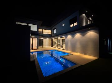 Casa de 4 quartos, Jaguariúna · Sobrado moderno de alto padrão, recém construído, com 397m² de puro conforto