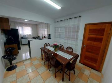 Casa · 219m² · 3 Quartos · Sobrado a venda no Jd. Represa Ribeirão Pires por R$ 690.000
