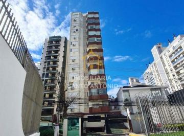 Apartamento · 140m² · 3 Quartos · 1 Vaga · Apartamento com 140 m² privativos próximo da Beira mar.