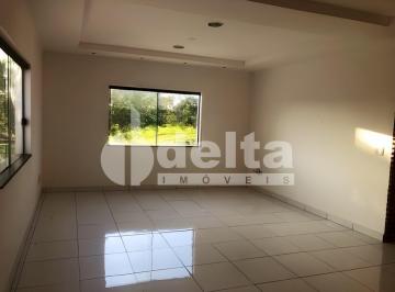 NULL · Casa residencial e comercial disponível para locação no bairro Jardim Karaíba em Uberlândia-MG
