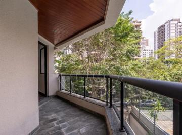 Apartamento · 178m² · 4 Quartos · 3 Vagas · Amplo Apartamento à Venda em Moema Índios ? Exclusividade e Conforto em Rua Arborizada