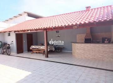 Casa · 319m² · 3 Quartos · 4 Vagas · Casa disponível para venda no bairro Pacaembu em Uberlândia MG