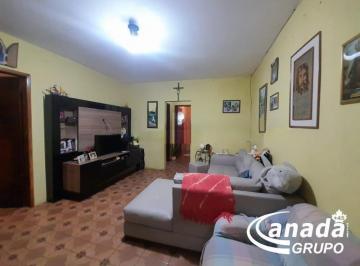 Casa · 200m² · 4 Quartos · 3 Vagas · Assobradado com 4 dormitórios em Osasco