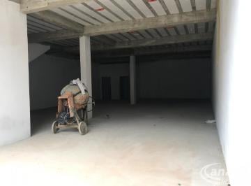 Comercial · 200m² · 3 Vagas · Galpão Comercial em Osasco