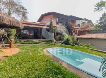 Casa · 306m² · 3 Quartos · 10 Vagas · Casa à venda com 3 quartos 2 suítes na região de interlagos.