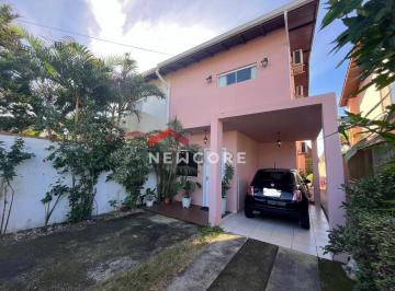 Casa · 100m² · 4 Quartos · 2 Vagas · Casa em  Rua Canto das Corujas - São João do Rio Vermelho - Florianópolis/SC
