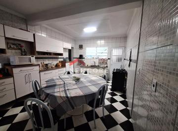 Casa · 185m² · 3 Quartos · 2 Vagas · Sobrado em Rua Avinhão - Jardim das Maravilhas - Santo André/SP