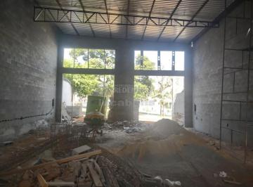 Comercial · 100m² · 2 Vagas · Excelente Salão Comercial com 100m² para Locação / Centro
