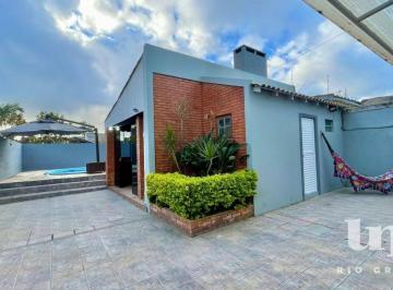 95a1f7b8d693dc5d264fc900f6535322643e2942 · Casa de Esquina no Balneário Cassino à Venda!
