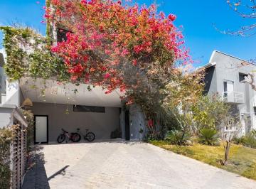5f6e3628f5b95e61a511c4385202cfea01eccbb7 · Casa em Aldeia da Serra, com 3 dormitórios à venda, 350 m² por R$ 2.850.000 - Aldeia da Serra - Sant