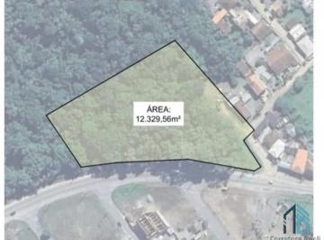 Foto 02 · Terreno com 12.329,56m², (possível parcelamento) residência ou galpões, em São Francisco do Sul SC