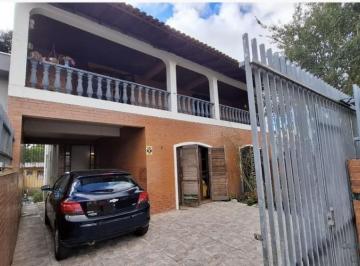 Foto 01 · Casa com edícula, 05 quartos sendo 02 suítes, no São Lourenço em Curitiba PR
