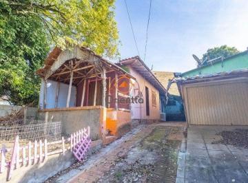 Casa · 98m² · 4 Quartos · 3 Vagas · Terreno grande com casas no Morro Santana, ao lado do Atacado Cestto