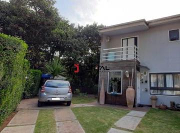 Casa · 148m² · 3 Quartos · 3 Vagas · Cond. Jardim das Paineiras (Casa 130) - 3 suítes. Ótima localização e segurança! Rua do Shopping Gra
