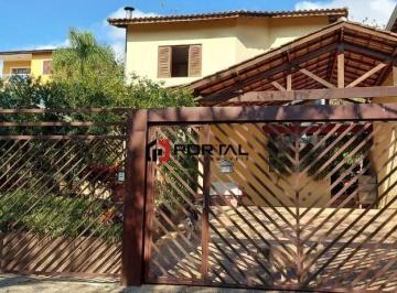 Casa · 182m² · 3 Quartos · 4 Vagas · Casa com 3 dormitórios à venda, 182 m² por R$ 1.199.900,00 - Granja Viana - Carapicuíba/SP
