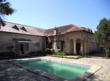 Casa · 1100m² · 8 Quartos · 10 Vagas · Casa com 8 dormitórios à venda, 1100 m² por R$ 2.580.000 - Granja Viana - Carapicuíba/SP