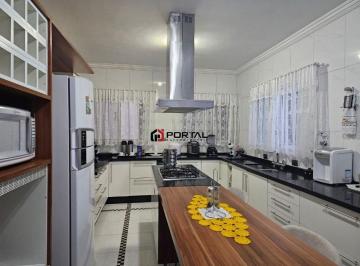 Casa · 400m² · 5 Quartos · 7 Vagas · Casa com 5 dormitórios, 400 m² - venda por R$ 2.400.000,00 ou aluguel por R$ 9.246,00/mês - Granja V