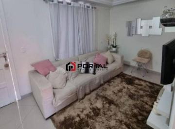 Casa · 50m² · 2 Quartos · 1 Vaga · Aconchegante  imóvel localizado no Condominio Villagio  Vale Verde no km 26