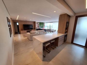 161109-8.jpg · Único, específico, exclusivo. Um dormitório apenas ultra suíte master sr e sra.
