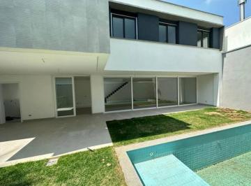 casa-em-condominio-campo-belo-sao-paulo-131544-0.jpg · Casa Luxuosa à Venda no Campo Belo - 4 Suítes, Piscina, 450m² e 4 Vagas!