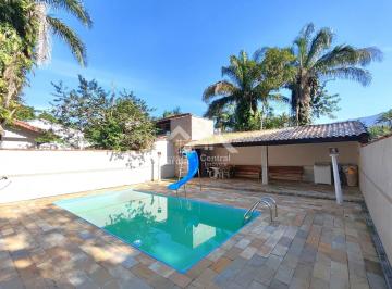 Casa · 118m² · 2 Quartos · 3 Vagas · Casa à venda em Peruíbe-SP - Bairro Garça Vermelha: 2 quartos, 1 sala, 1 banheiro, 3 vagas. Aproveit