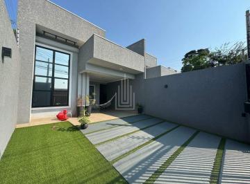 Casa · 100m² · 2 Quartos · 2 Vagas · Residência à venda na Vila Adriana em Foz do Iguaçu.