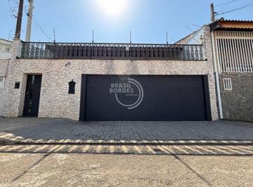 Casa · 250m² · 3 Quartos · 3 Vagas · Casa no Trujillo com 3 quartos, 5 banheiros, 3 vagas e 250m²