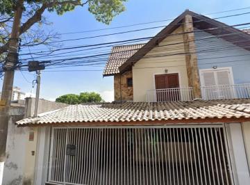 Casa en Venda de 4 quartos Jardim Peri Peri · Sobrado com 210m² com 4 Quartos - 2 Suítes - Jardim Peri-Peri