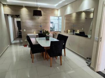 Casa de 3 quartos, São Paulo · Sobrado à venda na Parada Inglesa com 3 suítes, área gormet e 6 vagas.