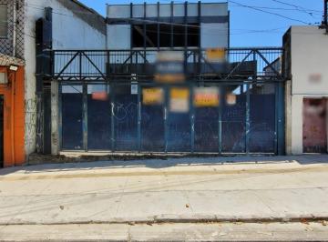 Comercial · 600m² · 2 Vagas · Casa comercial na Avenida Engenheiro George Corbisier, N. 834 • 600 m²