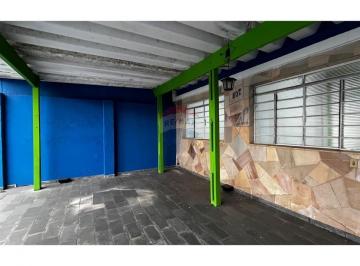 Casa · 128m² · 3 Quartos · 4 Vagas · Casa térrea à venda próximo a Afonso Vergueiro, Santa Terezinha, com 128m², valor R$ 330.000.