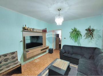 Casa · 153m² · 4 Quartos · 1 Vaga · Casa de 153 m² com 4 quartos, sendo 1 suíte - Vila Helena