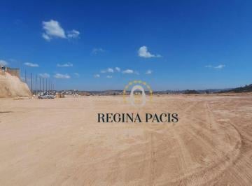 ab9b347b37f1f8fc78d96c0cf07f243697e4da4b · Galpão em construção no Jardim do Contorno