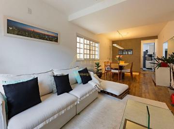 Casa · 182m² · 3 Quartos · 3 Vagas · Sobrado no Panamby com 3 suítes, quintal com churrasqueira e 3 vagas