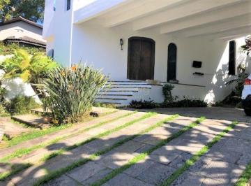 Casa · 296m² · 4 Quartos · 6 Vagas · Real Parque - Casa Ampla área verde