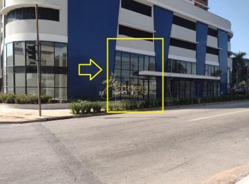 Comercial · 166m² · Loja comercial em região de grande movimentação.