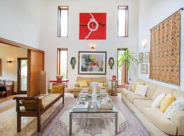Casa · 495m² · 5 Quartos · 4 Vagas · Maravilhosa Casa Com 5 Dormitórios Em Rua Fechada Na Cidade Jardim.