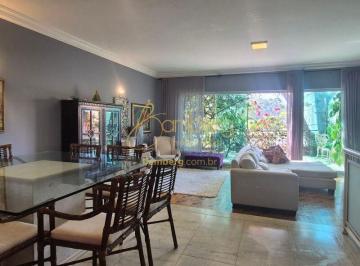 Casa · 212m² · 5 Quartos · 3 Vagas · Jardim Leonor ? Casa Espaçosa com 5 Quartos Próxima à Linha Amarela do Metrô