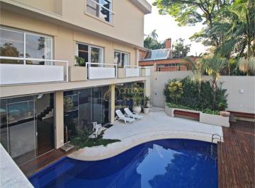 Casa · 630m² · 4 Quartos · 6 Vagas · Casa com amplo jardim e piscina no Alto da Boa Vista