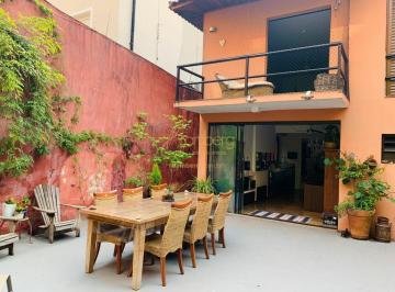 Casa · 260m² · 2 Quartos · 2 Vagas · Morumbi - 2 suítes - 2 vagas - 260 m2 útil