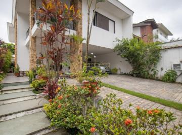 Casa · 279m² · 4 Quartos · 6 Vagas · Granja Julieta- Rua fechada com cancela, 4 quartos, 1 suite, sala intima, living amplo. terraço.