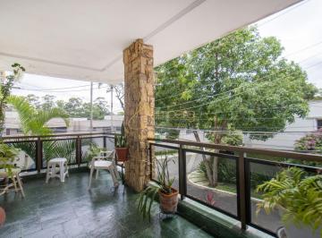 Casa · 279m² · 4 Quartos · 6 Vagas · Granja Julieta- Rua fechada com cancela, 4 quartos, 1 suite, sala intima, living amplo. terraço.