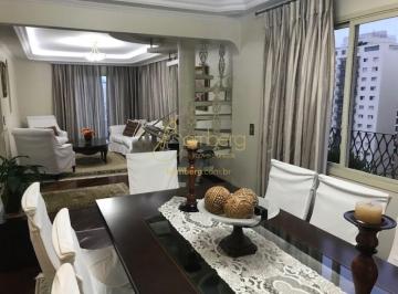 Apartamento · 380m² · 4 Quartos · 4 Vagas · Encantadora cobertura no Campo Belo